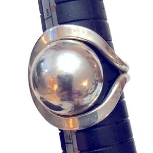 Sz 6 Sterling Silver Ring